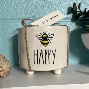 Rae Dunn White Bee Planter